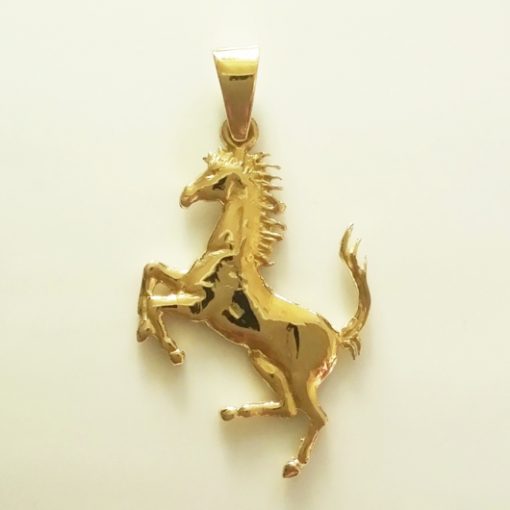 18ct gold Ferrari pendant