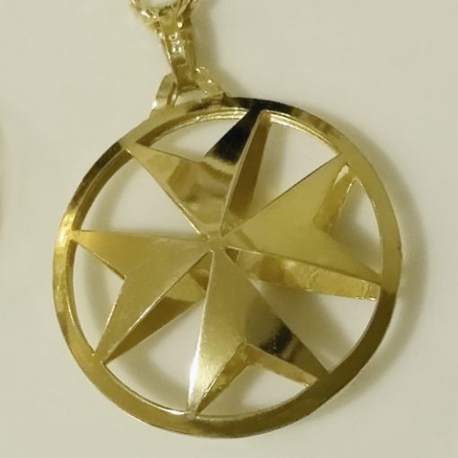 9ct Gold Maltese Cross double sided pendant 2.6cm