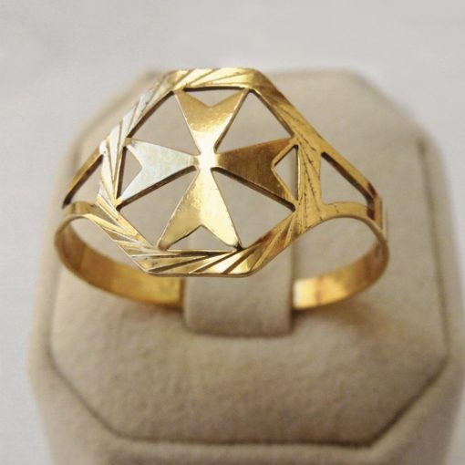 9ct Gold Maltese Cross ring diamond cut