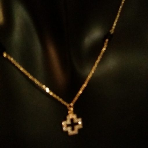 9ct Gold diamond cut necklace Cross black beads