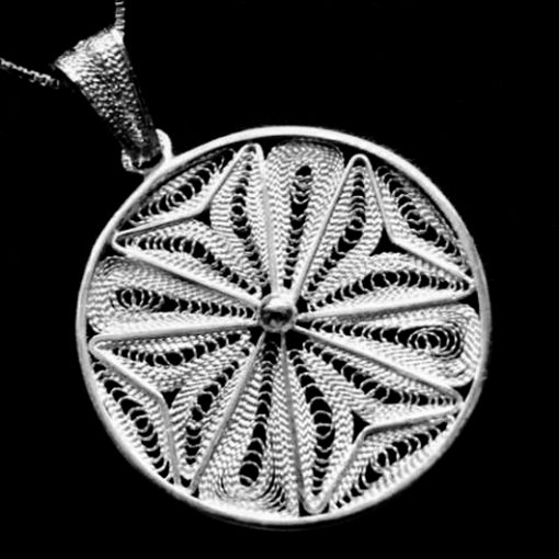 Maltese Cross filigree Sterling Silver pendant 2.4cm