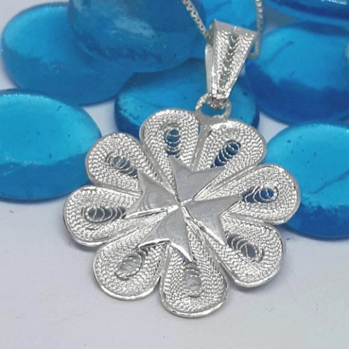 Maltese Cross filigree pendant Sterling Silver 2.7cm flower