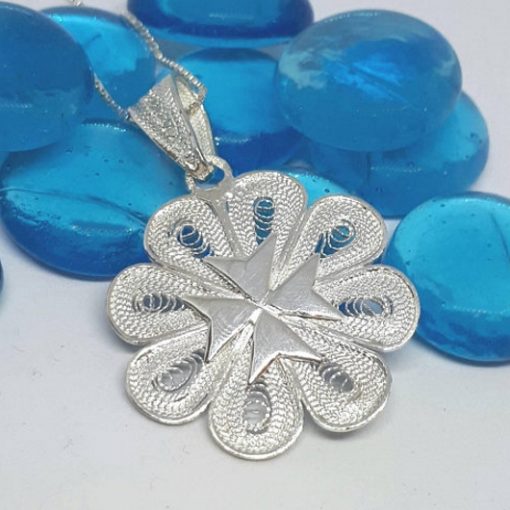 Maltese Cross filigree pendant Sterling Silver 2.7cm flower