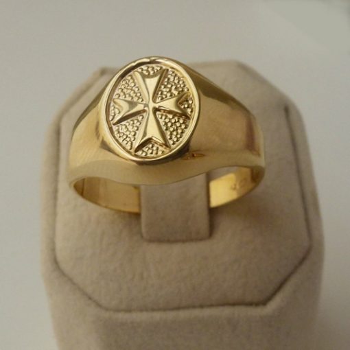 Maltese Cross ring 9ct Gold