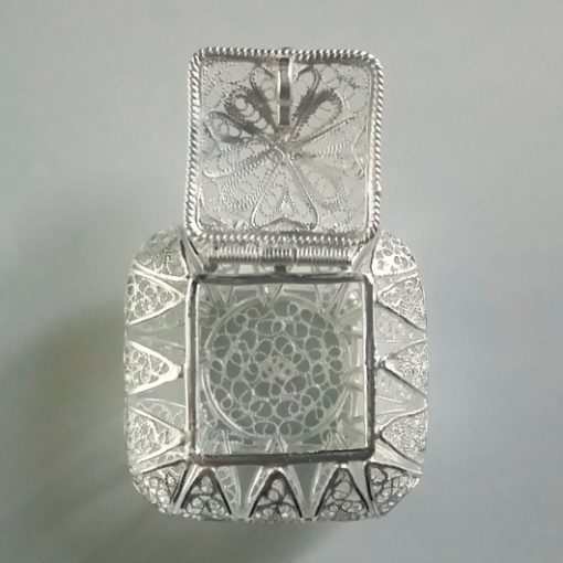 Sterling Silver filigree trinket box Maltese Cross square open