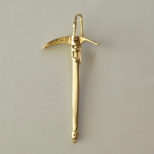 Mountaineering Mont Blanc ice axe pendant 18ct Gold