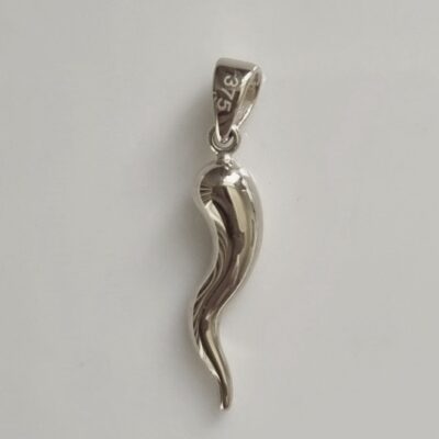 9ct white Gold Horn of Plenty cornicello pendant 1.8cm